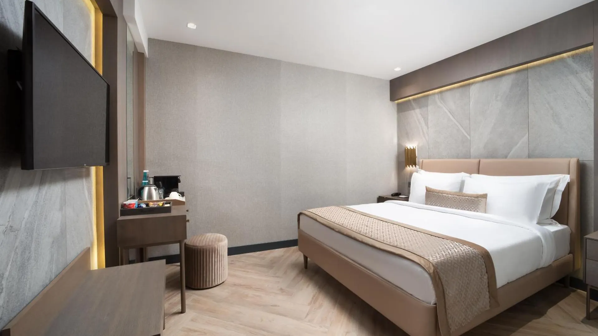 Hotel Me By Mula Istanbul 4*,
